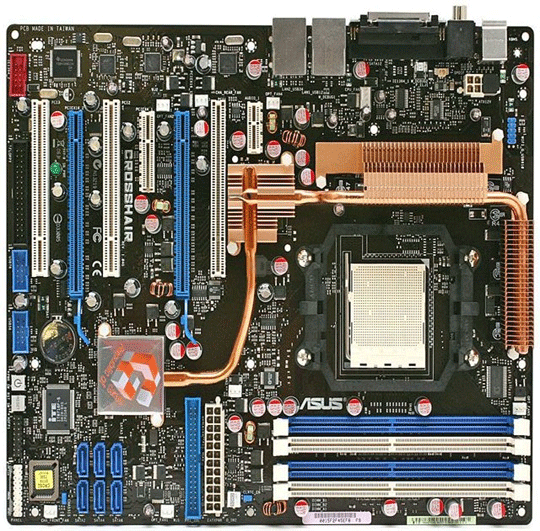 S-AM2 Asus Crosshair (nForce 590 SLI 2*DDR2-800 2PCIe-x16 8ch 2GLAN 1394 ATX)