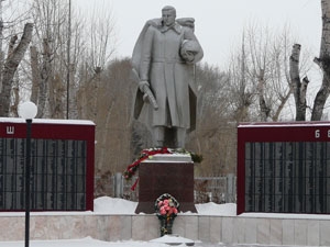 Колпашево памятник